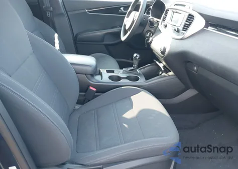 2016 Kia Sorento 2.4L Lx z USA, uszkodzony, nr VIN 5XYPGDA37GG087216